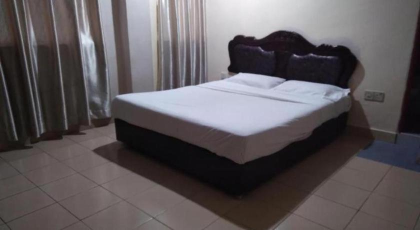 Oyo 90376 Centre Point Hotel Λίμπανγκ Εξωτερικό φωτογραφία