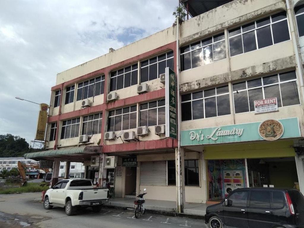 Oyo 90376 Centre Point Hotel Λίμπανγκ Εξωτερικό φωτογραφία